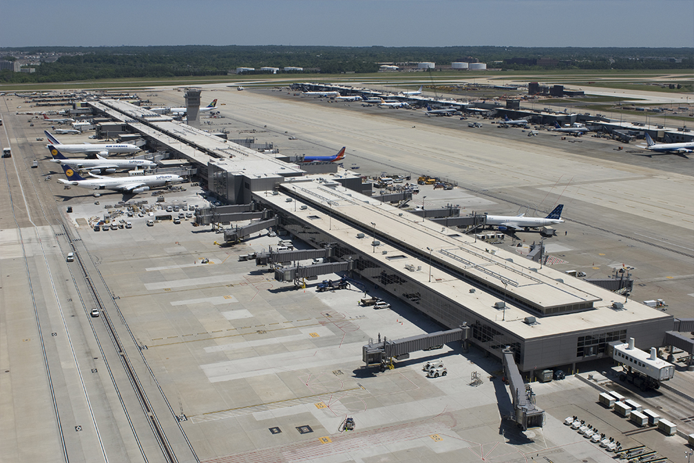 dulles-midfield-concourse